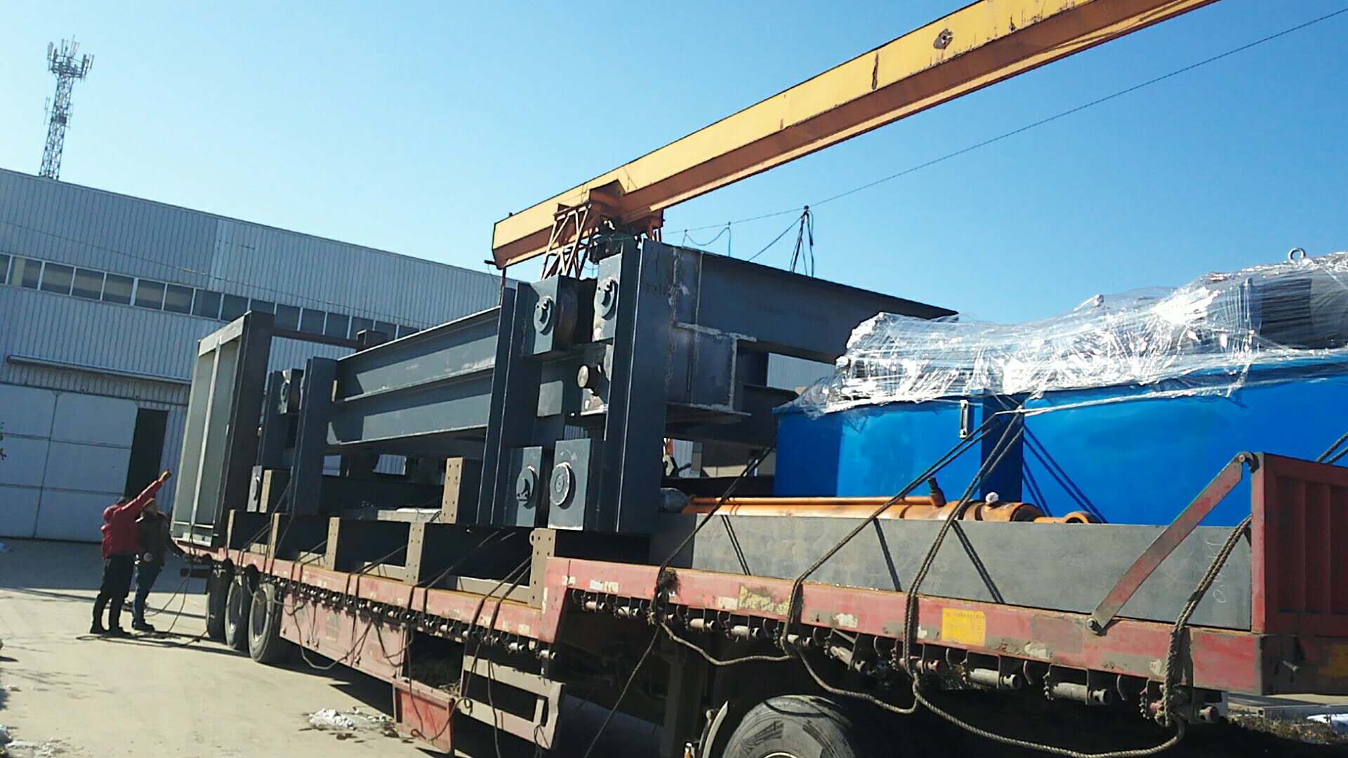 PC生產(chǎn)線發(fā)貨現(xiàn)場(chǎng) PC生產(chǎn)線發(fā)貨現(xiàn)場(chǎng)