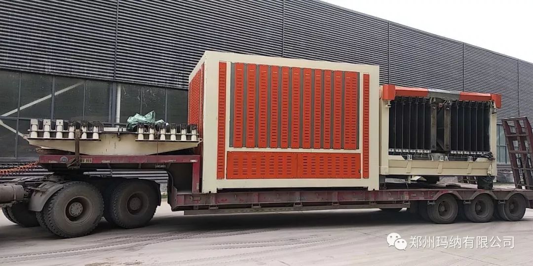 墻板機發(fā)貨現(xiàn)場 墻板機發(fā)貨現(xiàn)場