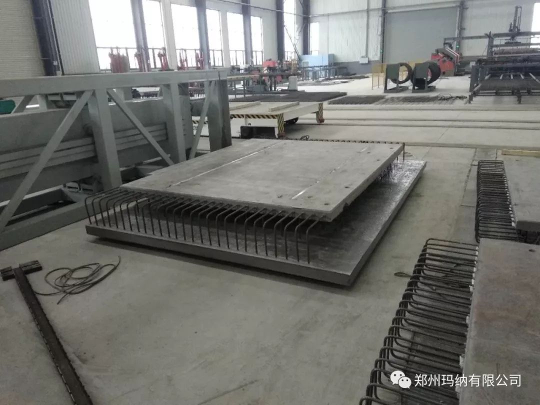 雙皮板生產(chǎn)線 雙皮板生產(chǎn)線